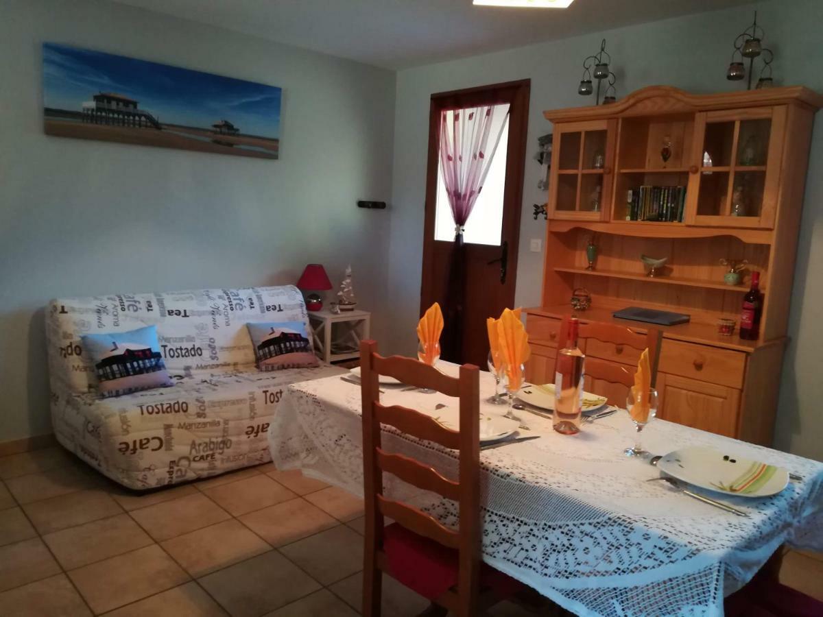 Gite Les Garbails Le Barp Kültér fotó